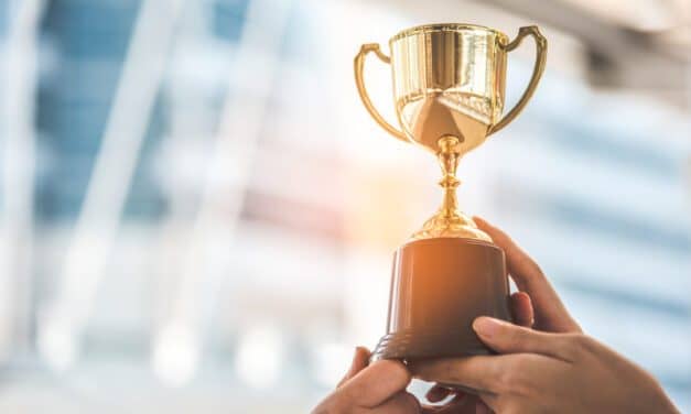 Beverly Hills Plastic Surgeon Nabs Best Botched Patient Enhancement Award